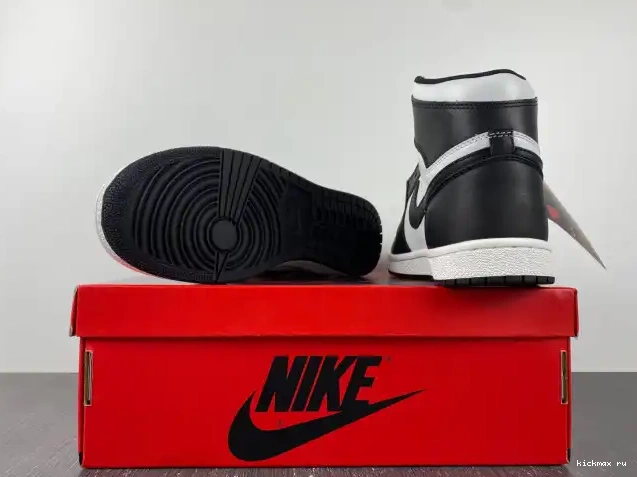 Rep Kickmax Jordan BQ4422-001 Black (2023) White Retro High 85 1 0517
